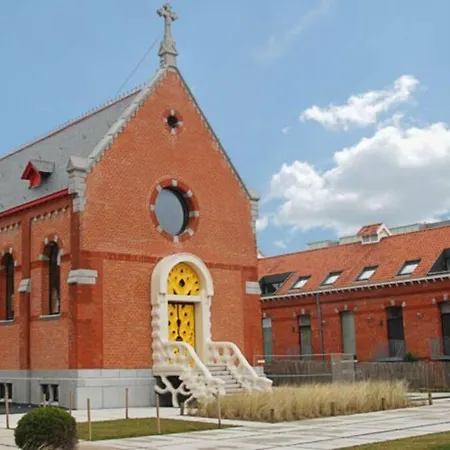 Apartment Uniek Op Rustige, Kindvriendelijke Site